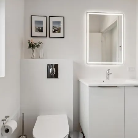 4 Bedroom Front In Hadsund
