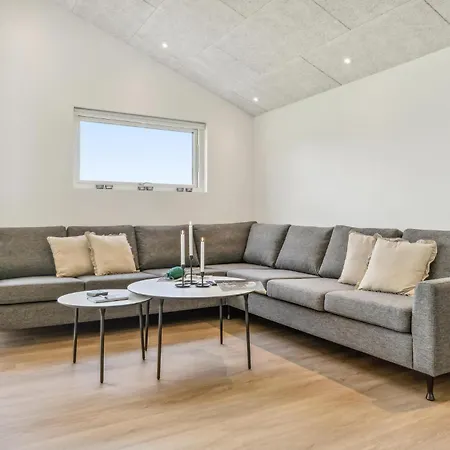4 Bedroom Front In * Hadsund