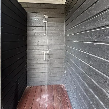 4 Bedroom Front In Feriehus